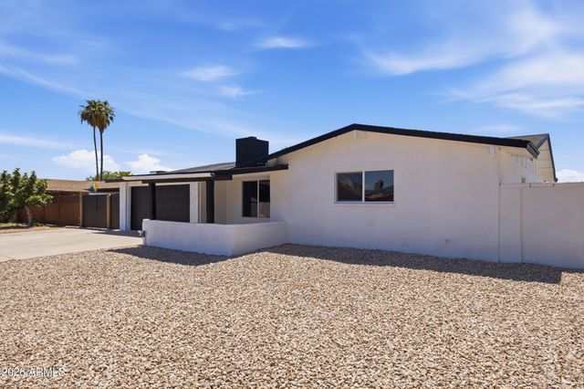 11834 N 49TH Avenue, Glendale, AZ 85304
