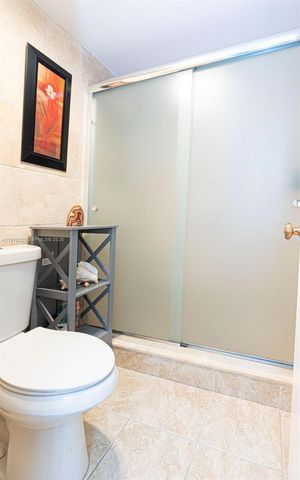 1421 NW 19th Ter 102, Delray Beach, FL 33445