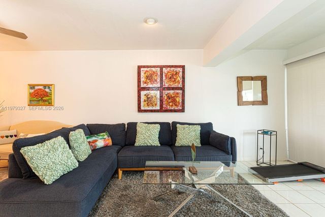 1421 NW 19th Ter 102, Delray Beach, FL 33445