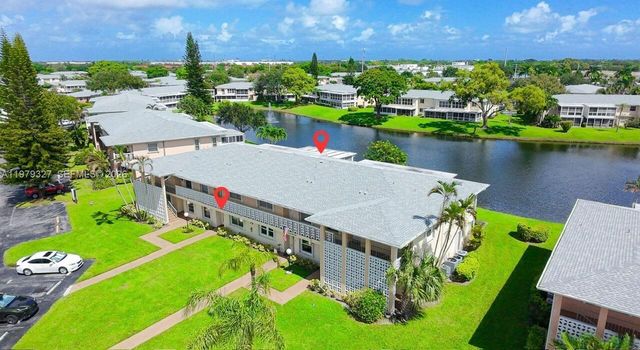 1421 NW 19th Ter 102, Delray Beach, FL 33445