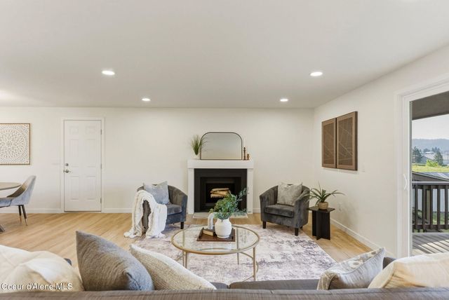 5605 N PINEGROVE DR, Coeur D'alene, ID 83814
