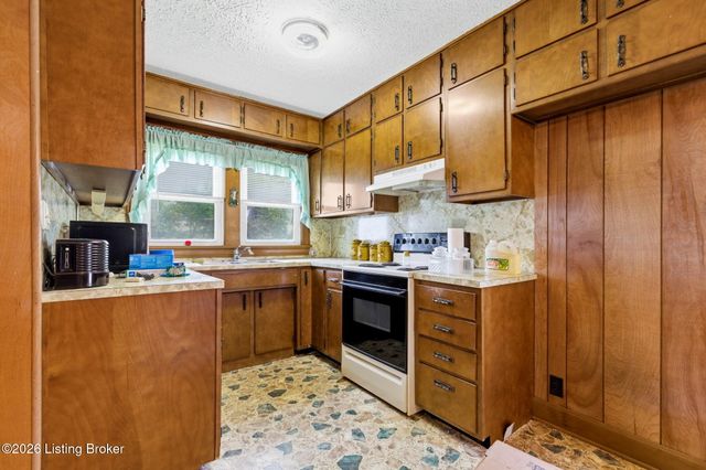 10315 Oak Grove Road, Louisville, KY 40291