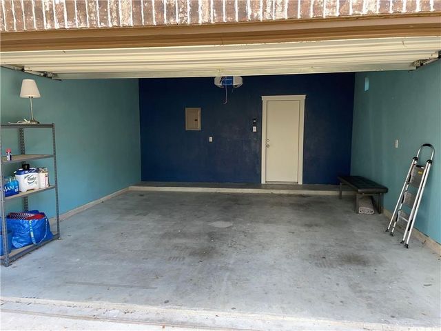 2001 Faro DR 9, Austin, TX 78741