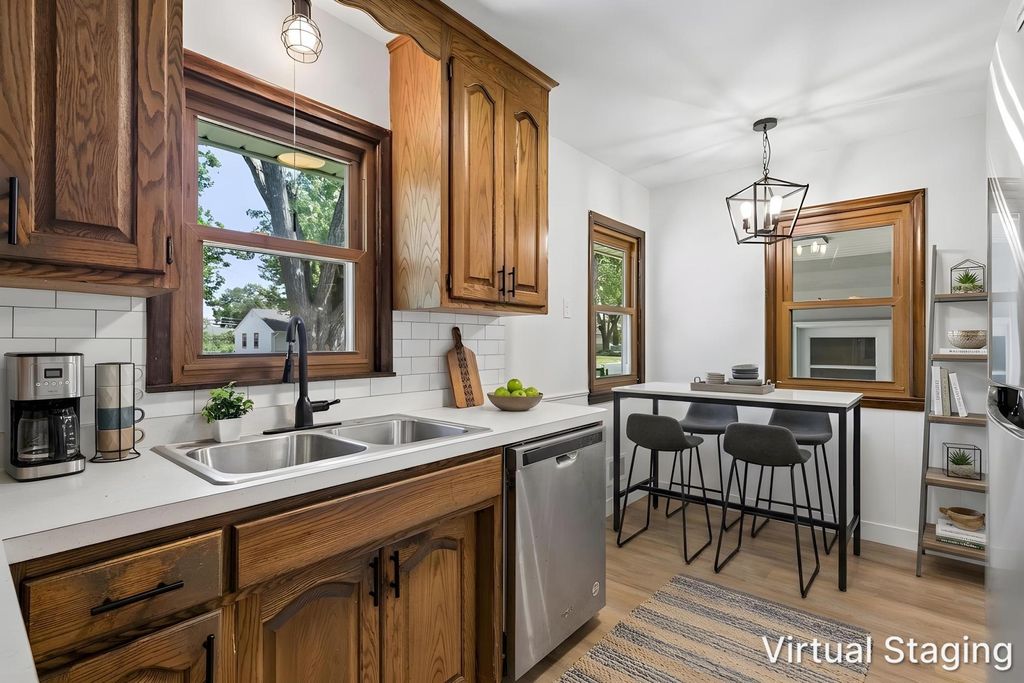 6921 Major Avenue N, Brooklyn Center, MN 55429 — photo 3