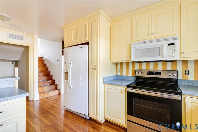1531 Robindale Rd, Chesterfield, VA 23235