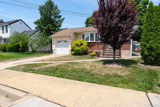 2393 Denton Street, North Bellmore, NY 11710