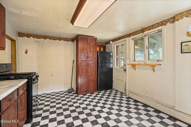 13 Sand Street, Albany, NY 12209