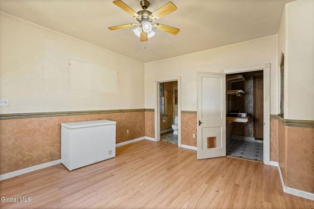 13 Sand Street, Albany, NY 12209