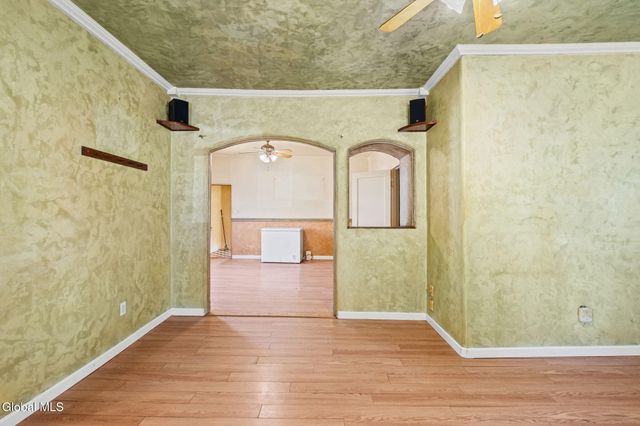 13 Sand Street, Albany, NY 12209