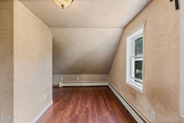 13 Sand Street, Albany, NY 12209