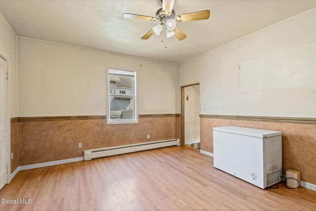 13 Sand Street, Albany, NY 12209