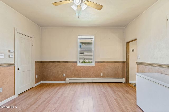 13 Sand Street, Albany, NY 12209
