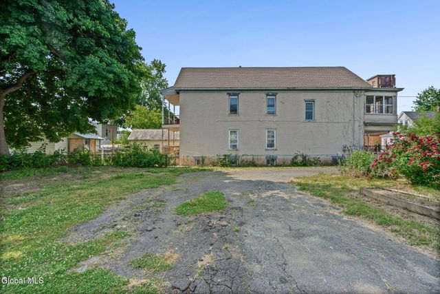 13 Sand Street, Albany, NY 12209