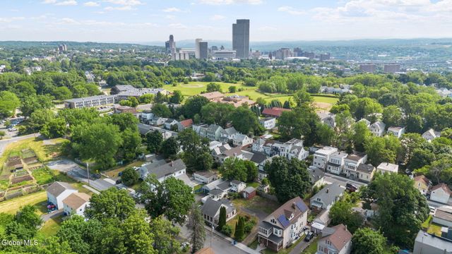 13 Sand Street, Albany, NY 12209