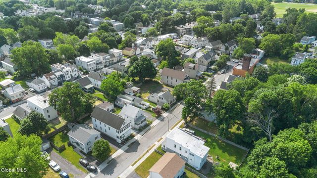 13 Sand Street, Albany, NY 12209