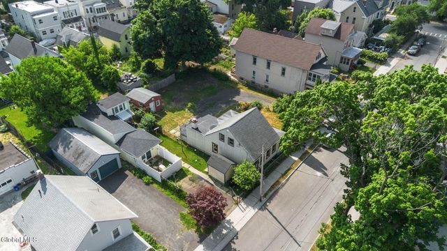 13 Sand Street, Albany, NY 12209