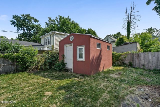 13 Sand Street, Albany, NY 12209