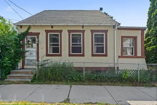 13 Sand Street, Albany, NY 12209