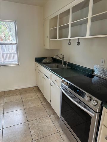 442 LYNDHURST STREET, Dunedin, FL 34698