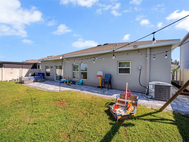 771 HITCH LOOP, St Cloud, FL 34772