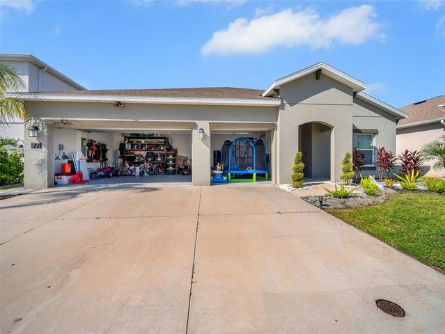 771 HITCH LOOP, St Cloud, FL 34772