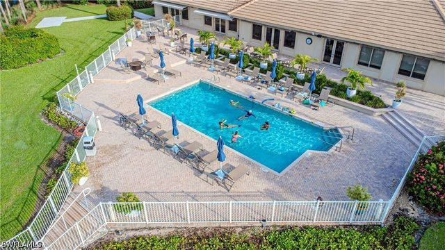 11811 Longshore WAY E, Naples, FL 34119