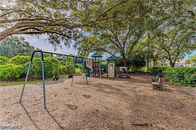 11811 Longshore WAY E, Naples, FL 34119