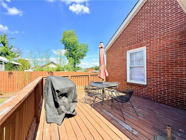 205 E South 5th Street, Seneca, SC 29678