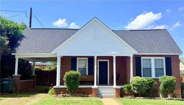 205 E South 5th Street, Seneca, SC 29678