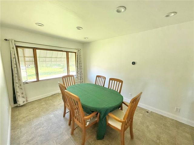 320 N Cascade St, New Castle, PA 16101