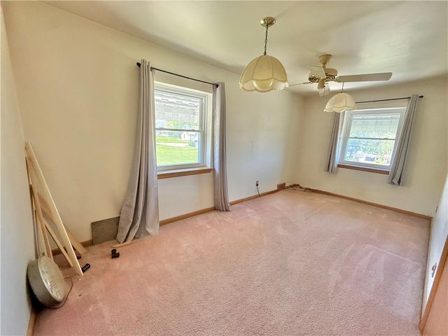 320 N Cascade St, New Castle, PA 16101