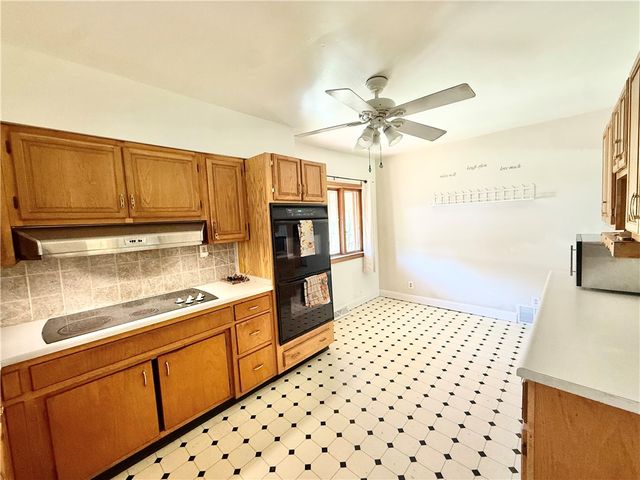 320 N Cascade St, New Castle, PA 16101