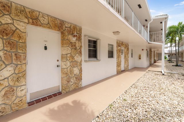 2525 W GOLF Boulevard 119, Pompano Beach, FL 33064