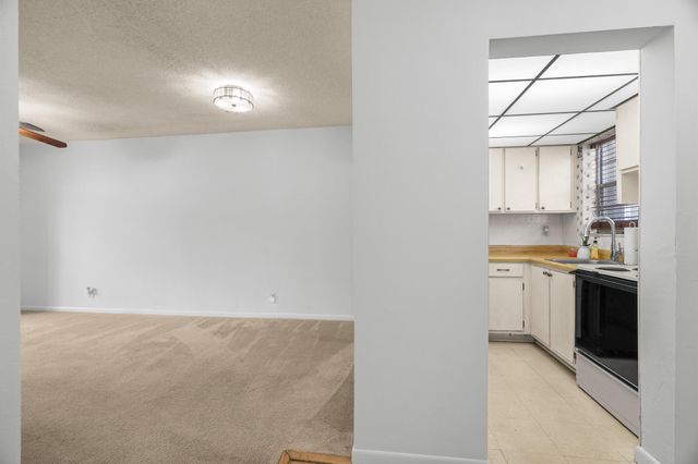 2525 W GOLF Boulevard 119, Pompano Beach, FL 33064