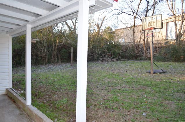 1104 W Searcy Street, Heber Springs, AR 72543