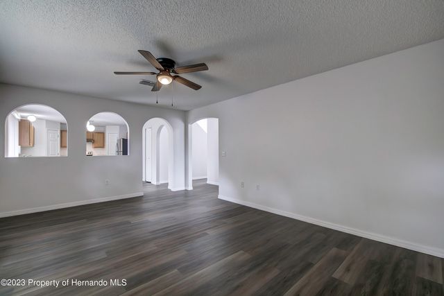 6322 Grapewood Road, Spring Hill, FL 34609