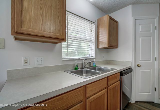 6322 Grapewood Road, Spring Hill, FL 34609