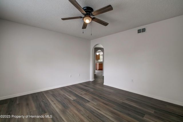 6322 Grapewood Road, Spring Hill, FL 34609