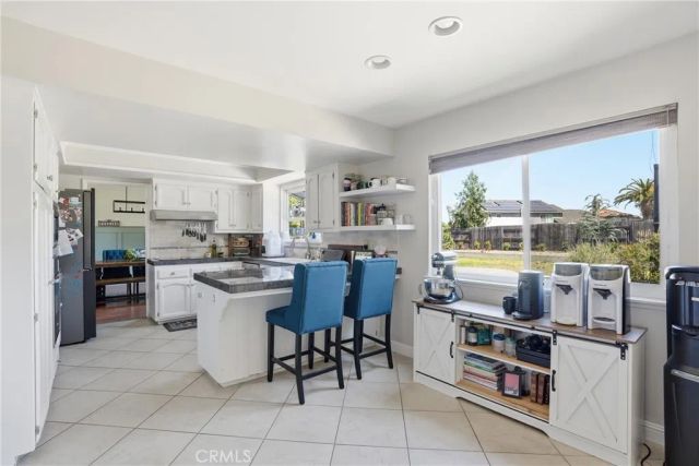 275 Meadowbrook Drive, Santa Maria, CA 93455