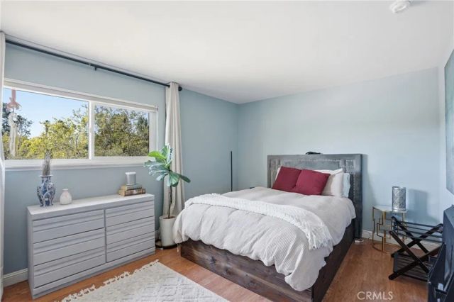 275 Meadowbrook Drive, Santa Maria, CA 93455