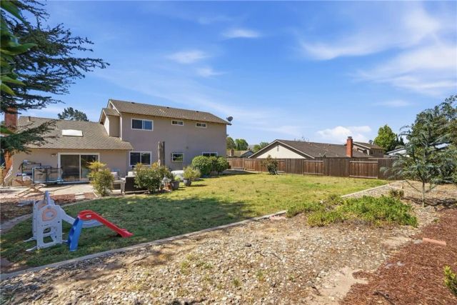 275 Meadowbrook Drive, Santa Maria, CA 93455