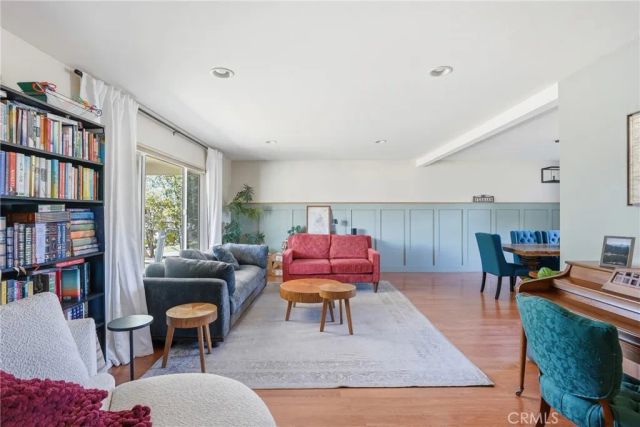 275 Meadowbrook Drive, Santa Maria, CA 93455