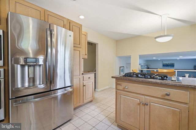 830 DAVISVILLE RD, Warminster, PA 18974