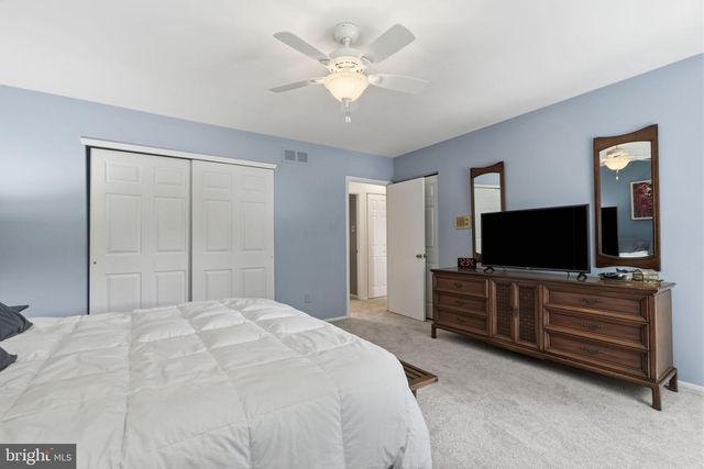 830 DAVISVILLE RD, Warminster, PA 18974