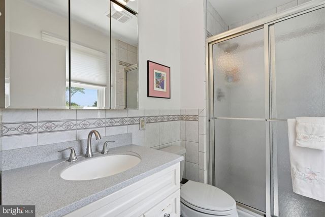 830 DAVISVILLE RD, Warminster, PA 18974