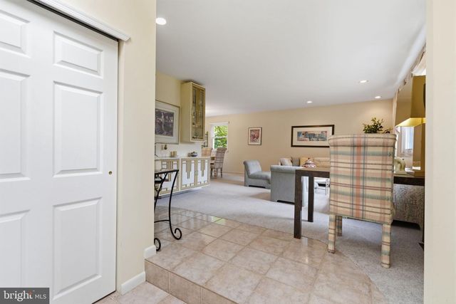 830 DAVISVILLE RD, Warminster, PA 18974
