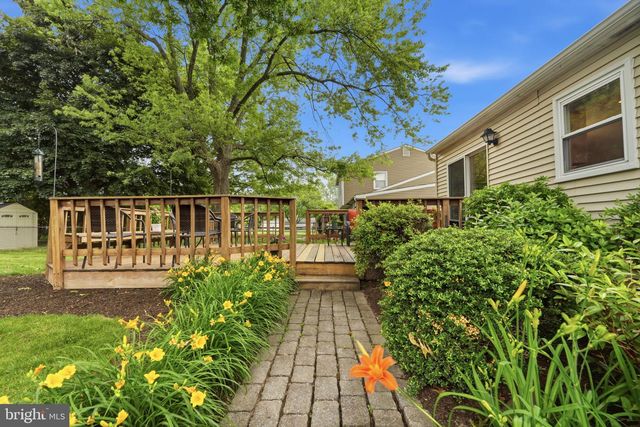 830 DAVISVILLE RD, Warminster, PA 18974