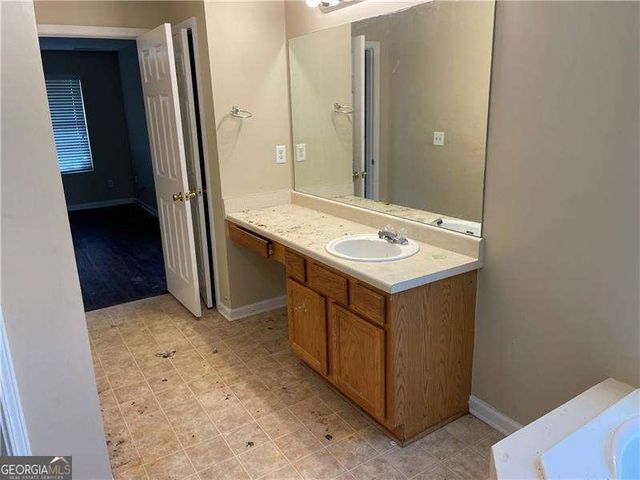 1705 New Orleans Way, Mcdonough, GA 30252