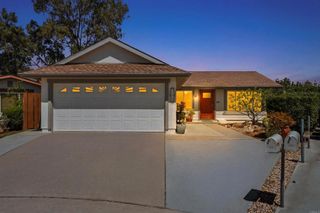 11819 Elkins, San Diego, CA 92126