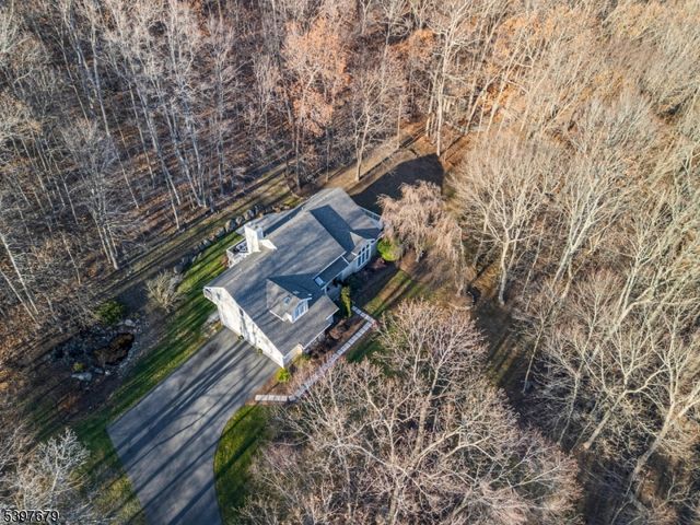 14 Lookout Dr, Roxbury Twp., NJ 07852